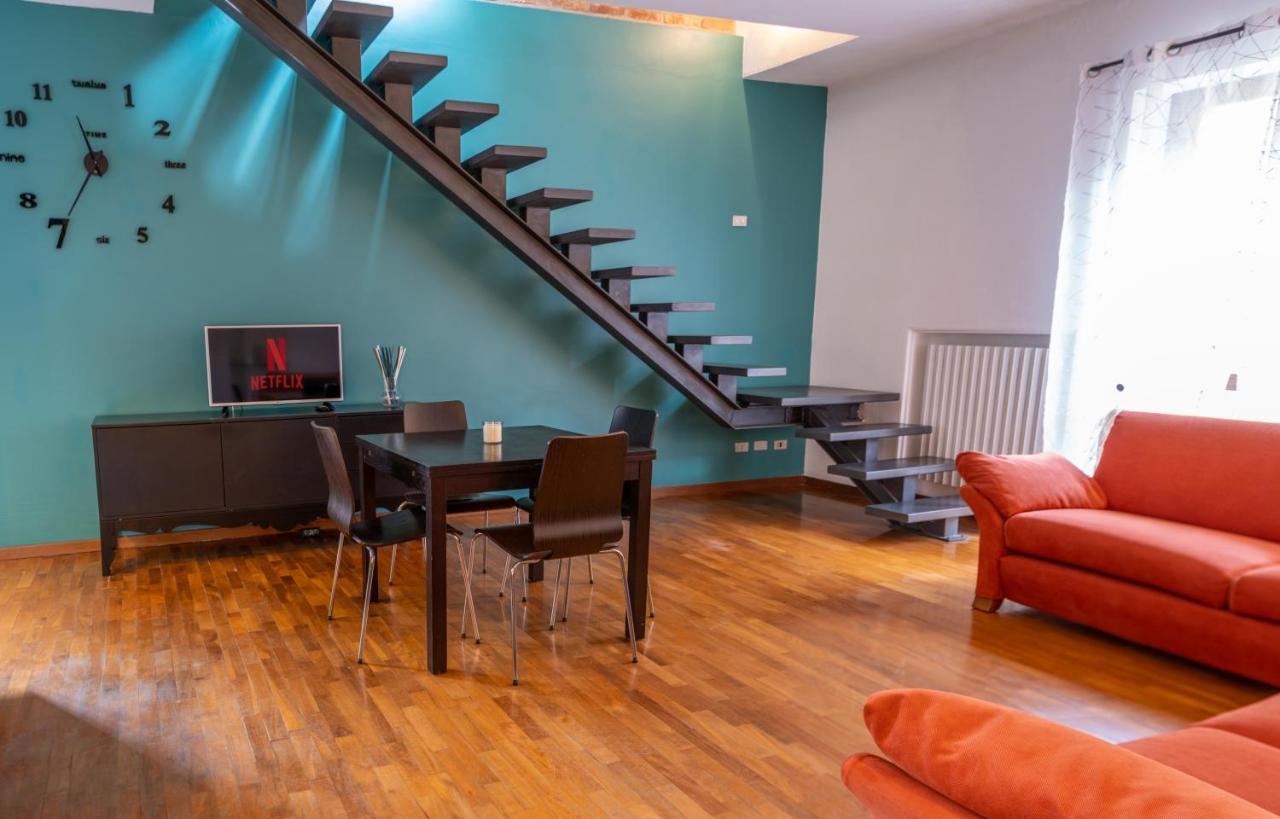 Apartamento Centro Storico-Dimora Con Terrazza- Wi-Fi E Ac Asti Exterior foto